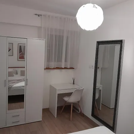 Meje Apartment Split